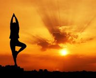 Frau macht Yoga-Übung